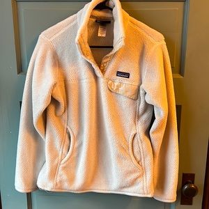 White Patagonia Pullover